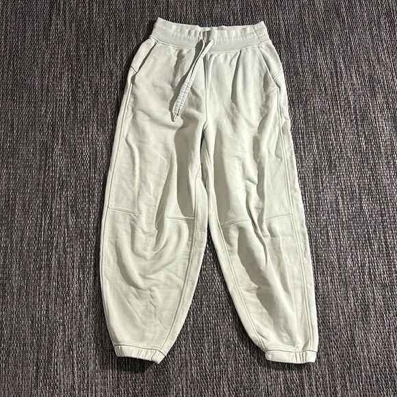 Lululemon Relaxed Fit French Terry Jogger - Picture 1 of 8